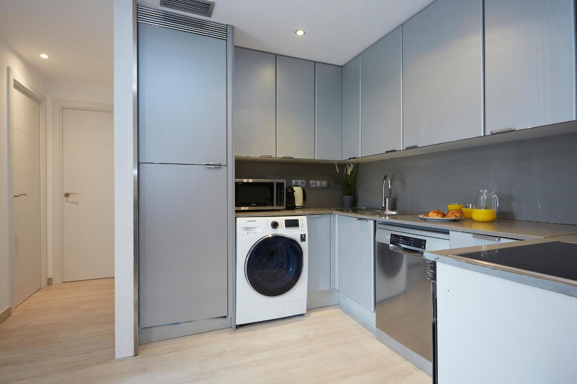 Three Bedroom Two Bathroom Apartment Close To Beach Barcellona Esterno foto