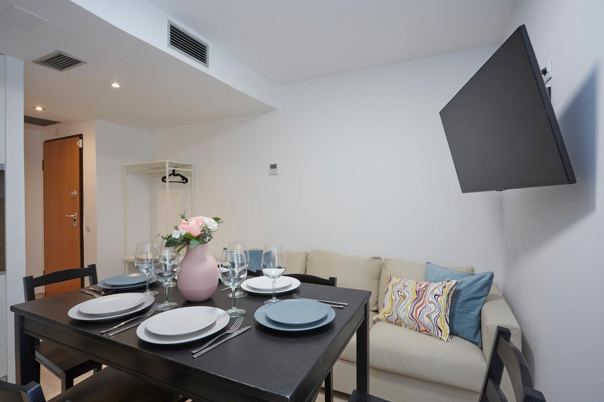 Three Bedroom Two Bathroom Apartment Close To Beach Barcellona Esterno foto