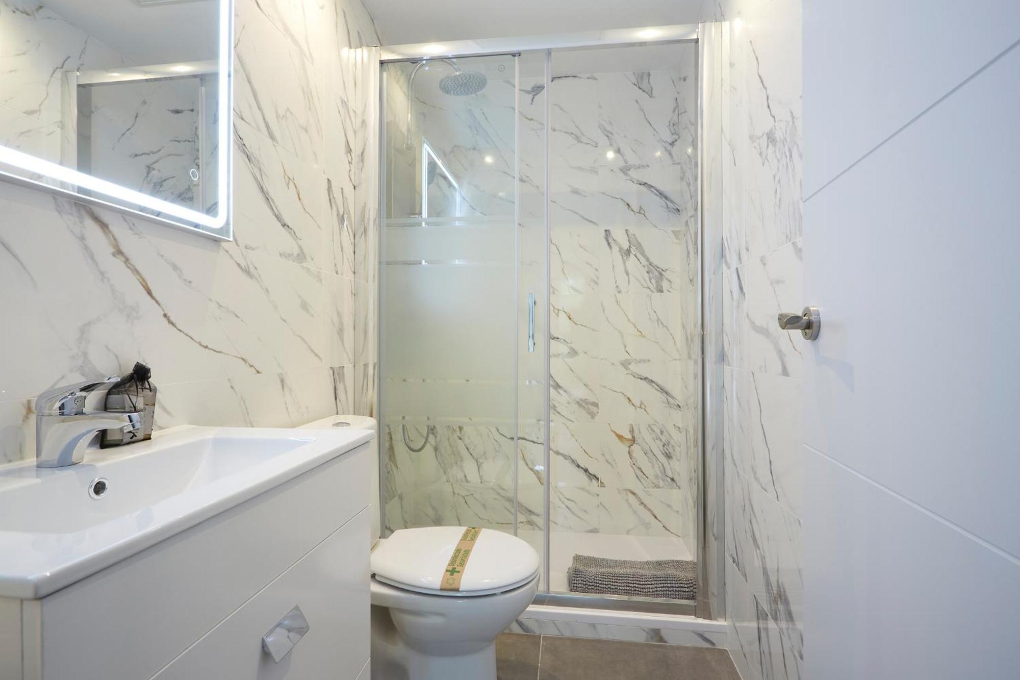 Three Bedroom Two Bathroom Apartment Close To Beach Barcellona Esterno foto