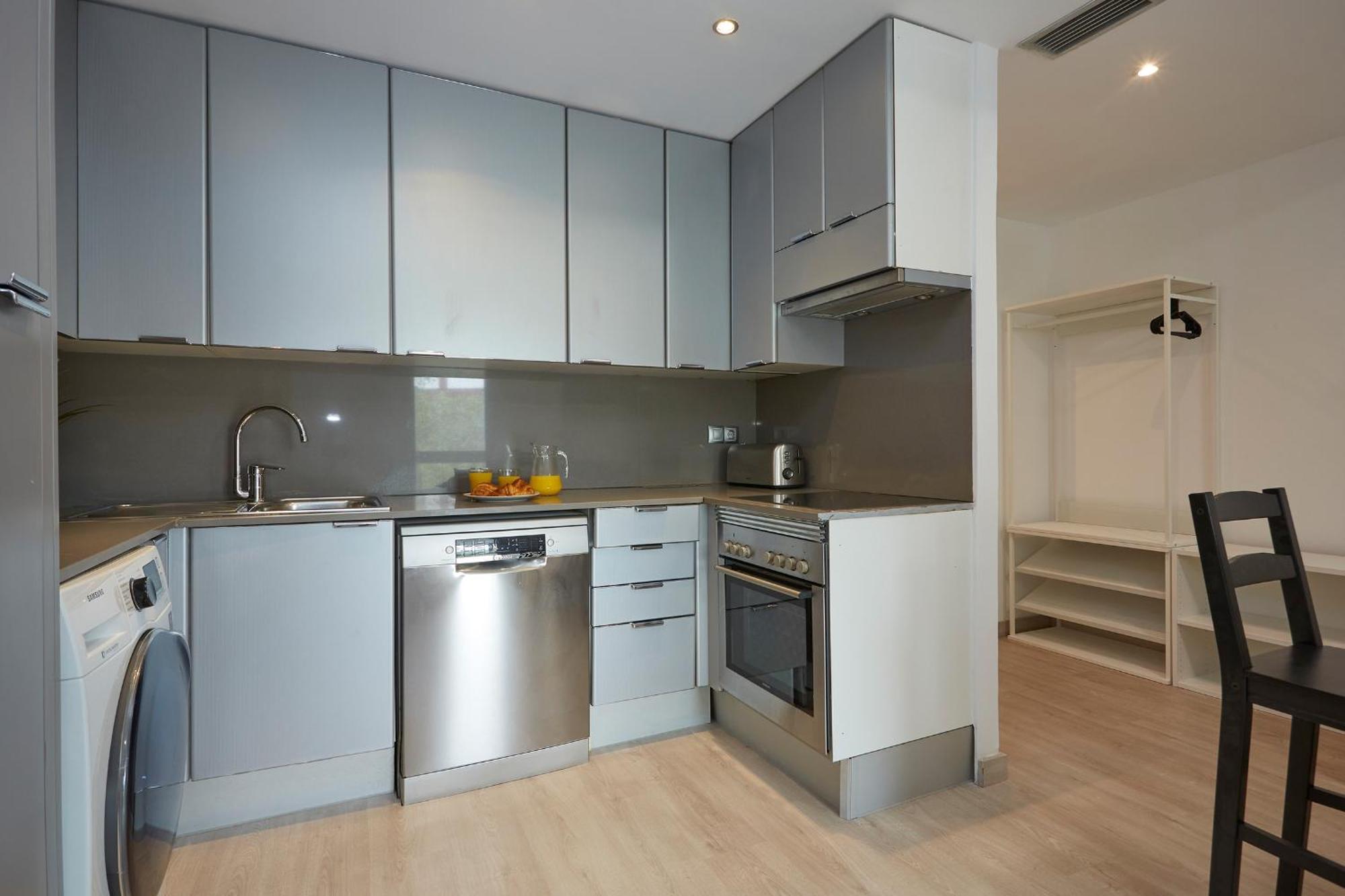 Three Bedroom Two Bathroom Apartment Close To Beach Barcellona Esterno foto